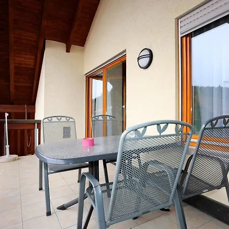 Victoria Mit Schoener Aussicht - Mein Schwarzwaldhaeusle * Todtmoos